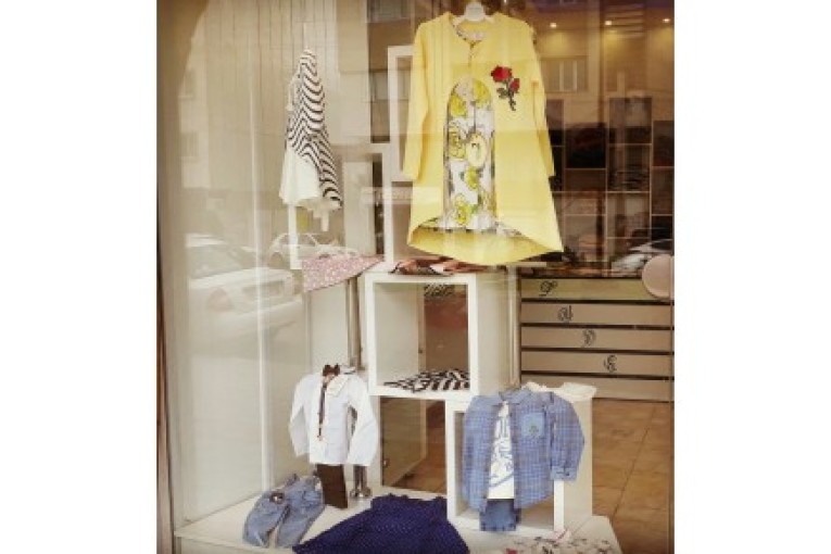 پوشاک کودکان